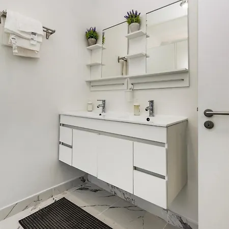 Gæstehus Maison Azur 3*